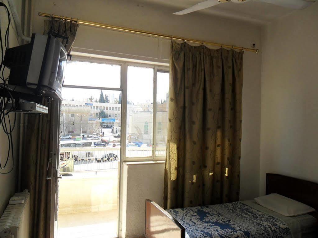 Sun Rise Hotel & Hostel & Tours Аман Екстериор снимка