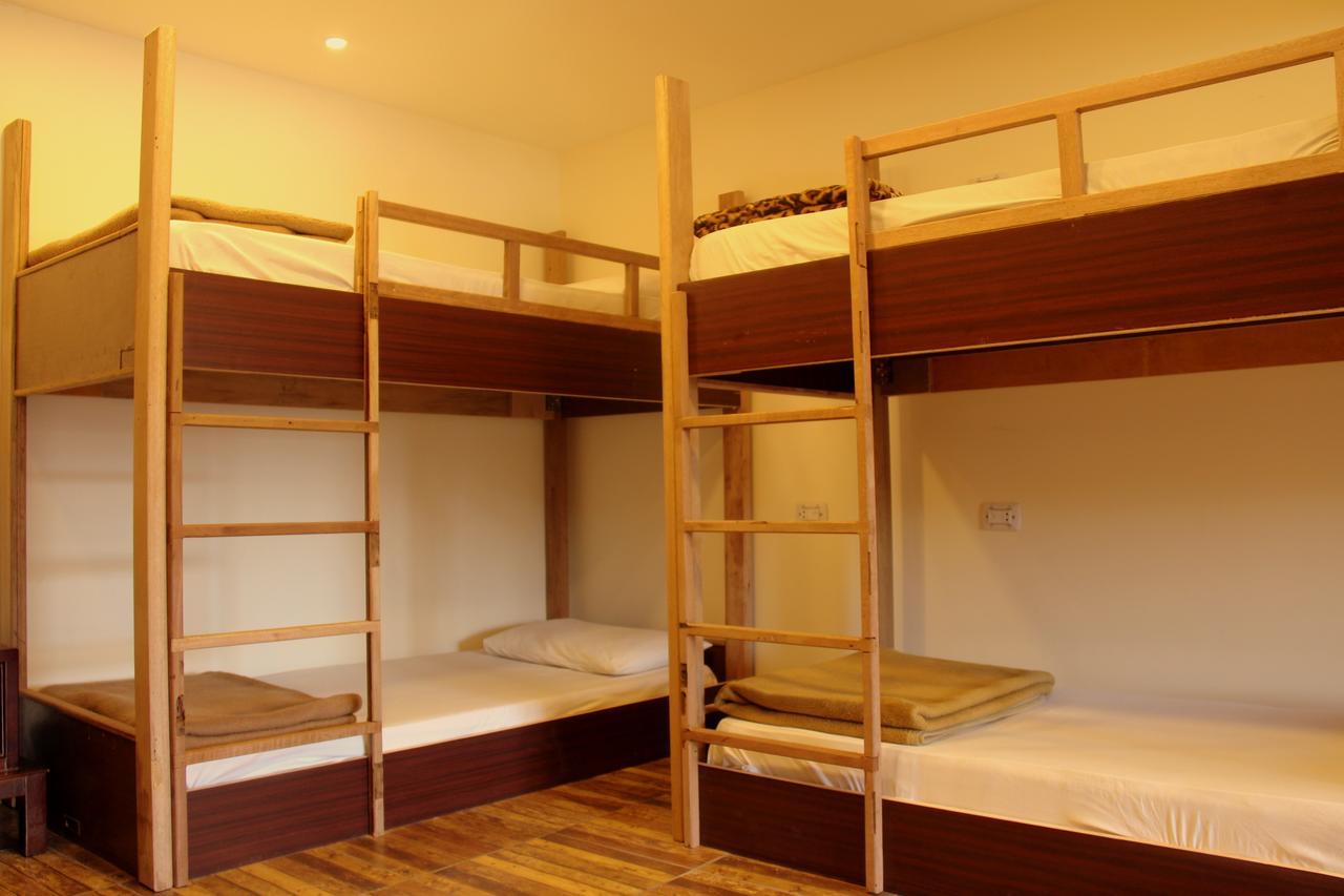 Sun Rise Hotel & Hostel & Tours Аман Екстериор снимка